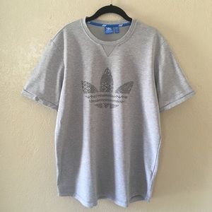 Mens Adidas short sleeve logo t-shirt size L